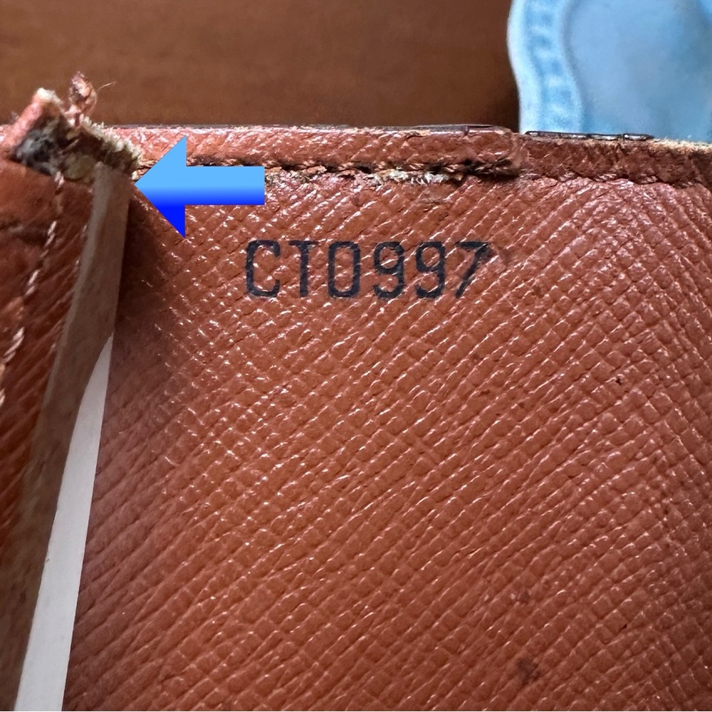 AUTHENTIC Louis Vuitton id/card holder wallet. - Picture 10 of 12